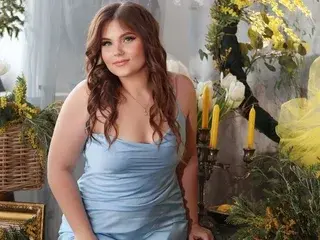 VinnaSky33  live sex cam