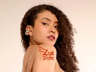 Zoe_Gruber  live sex cam