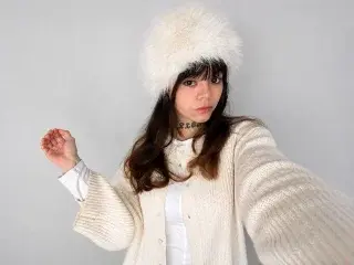 Clara_Bailey  live sex cam