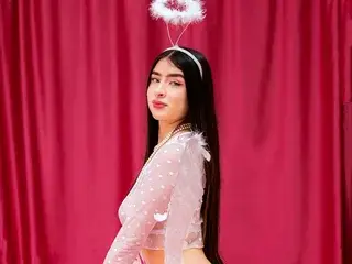 Emyiclark  live sex cam