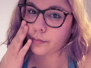 Astreadarling  live sex cam