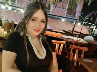 NaomiSweety24  live sex cam