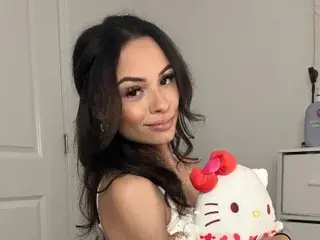 Milaxrae  live sex cam