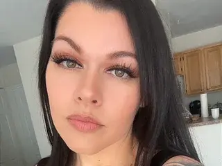 Hazlemarie143  live sex cam