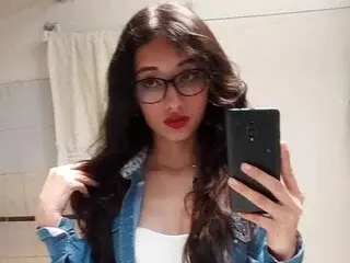 HeilyMoon  live sex cam