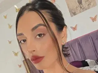 Lililth_Capri77  live sex cam
