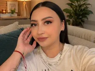 AlanaLeBlanc  live sex cam