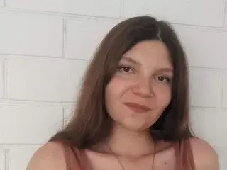 Adelina_Wood  live sex cam