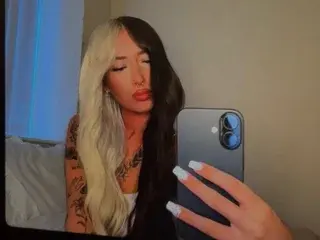 Laciiexxx  live sex cam