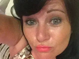 Muffinthemule  live sex cam