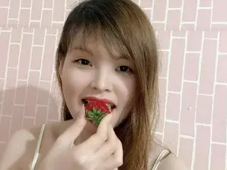 CarylBae  live sex cam