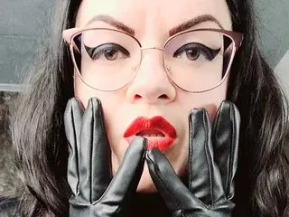 MissLilianLestrange  live sex cam