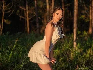 TaylorAdaams  live sex cam