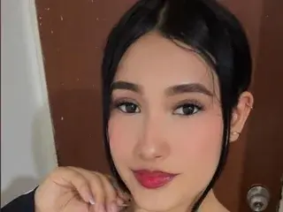 DaisyLuu  live sex cam
