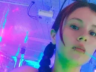 Amyynalovercm  live sex cam