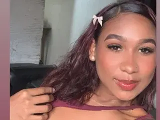 Emma_lozano  live sex cam