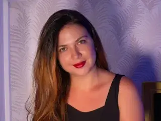 LucyMancini  live sex cam