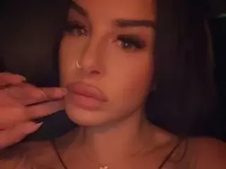Naughty_Crystal  live sex cam