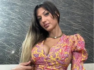 Maya_lisa  live sex cam