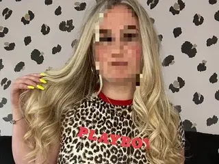 Juicy_BabeXo  live sex cam