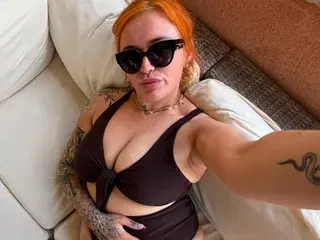 KammieBrit  live sex cam