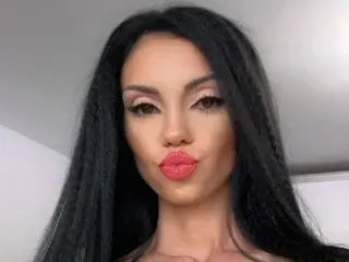 Moiyra  live sex cam