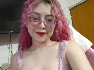 LittleSakura18  live sex cam