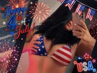 BreendaSmith69  live sex cam