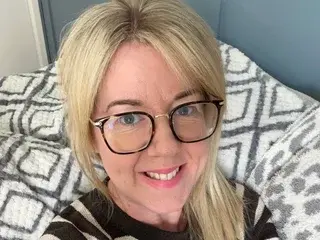 CharleyGirl40  live sex cam