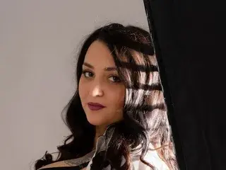 Ines_Nova  live sex cam