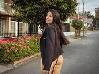 MargarettCooper  live sex cam