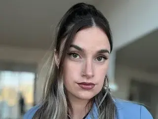 Callmekhloe  live sex cam