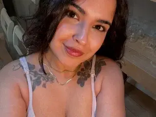 MayaPetite  live sex cam