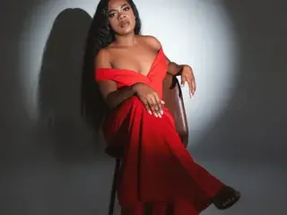 AliceVegga  live sex cam