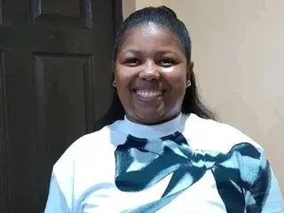Mellowkittyyellow  live sex cam