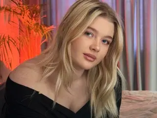 Ellilovv  live sex cam