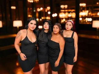 Luisa790hot  live sex cam