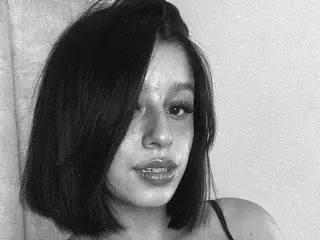 Imkrystall  live sex cam