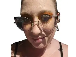 CurvySiren  live sex cam