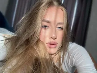 LaAngelA  live sex cam