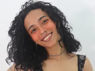 Agnis  live sex cam