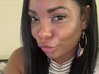 Sweet_peachesss  live sex cam