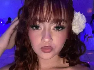AineCollins  live sex cam
