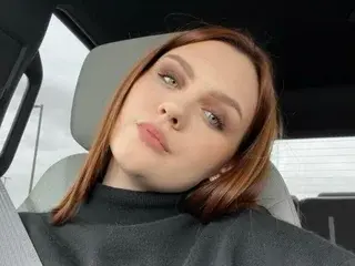 BustyBetty389  live sex cam