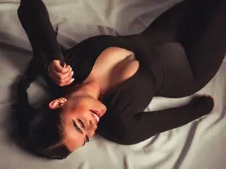PameMiller  live sex cam