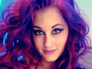 BusyB1993  live sex cam