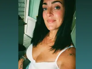 QueenNola813  live sex cam