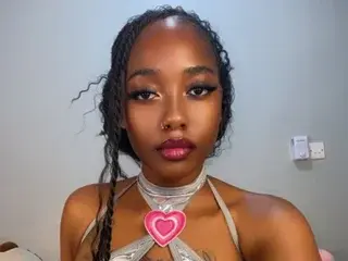 Petiteshwarie24  live sex cam