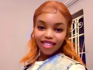 SlimAylerxoxo  live sex cam