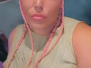 Naughty_Laurenx  live sex cam